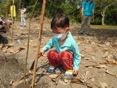 羅東林管處與自來水公司辦理『水資源  森活圈』深溝植樹贈苗活動 (7)